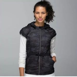 Lululemon spring fling camo vest